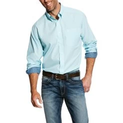Ariat Wrinkle Free Solid Pinpoint Oxford Classic Fit Shirt